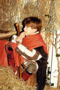 Marco Potten als herder  levende kerststal  in het Noodkerkje aan de Hettekensweg 1984